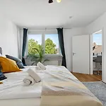 Cruwzo I Apartment Close To The Trade Fair